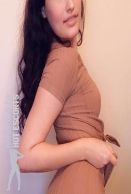 Zachte Norah  Escort Halle