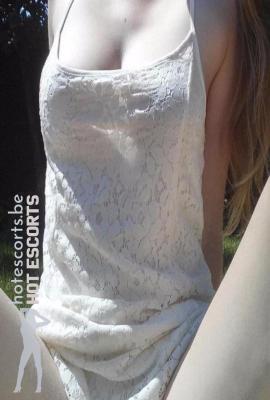 Fluwelen Amber Escort Liedekerke