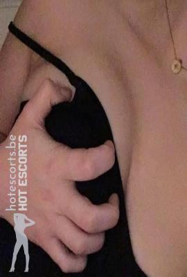 Fluweel Anke  Escort Maaseik