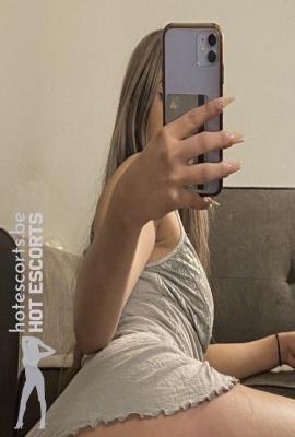 Fluwelen Liora  Escort Antwerp