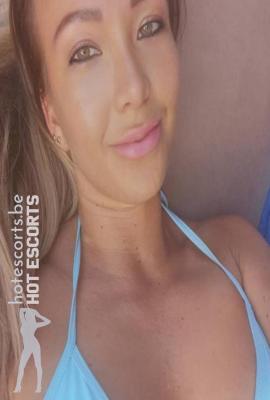 Fluwelen Veerle  Escort Malle
